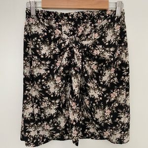 Club Monaco Black Floral Knot Tie Silk Skirt Size 2